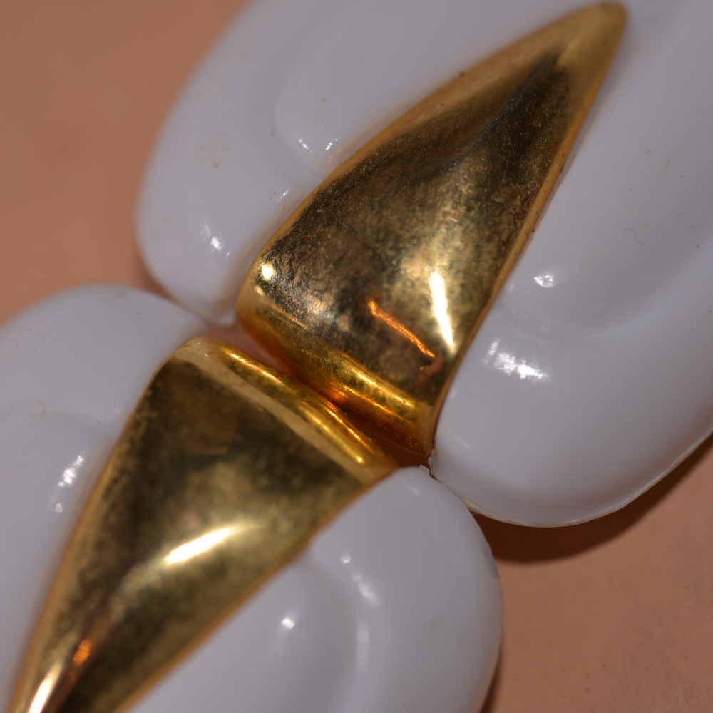 vintage white gold triangle clamper bracelet - Picture 3 of 3